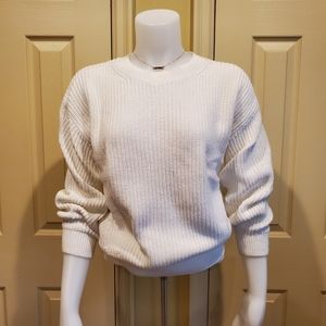 Gap sweater